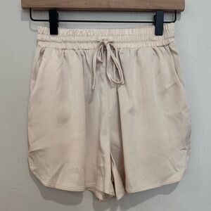 4th and‎ Reckless Lolita Satin Shorts in Cream